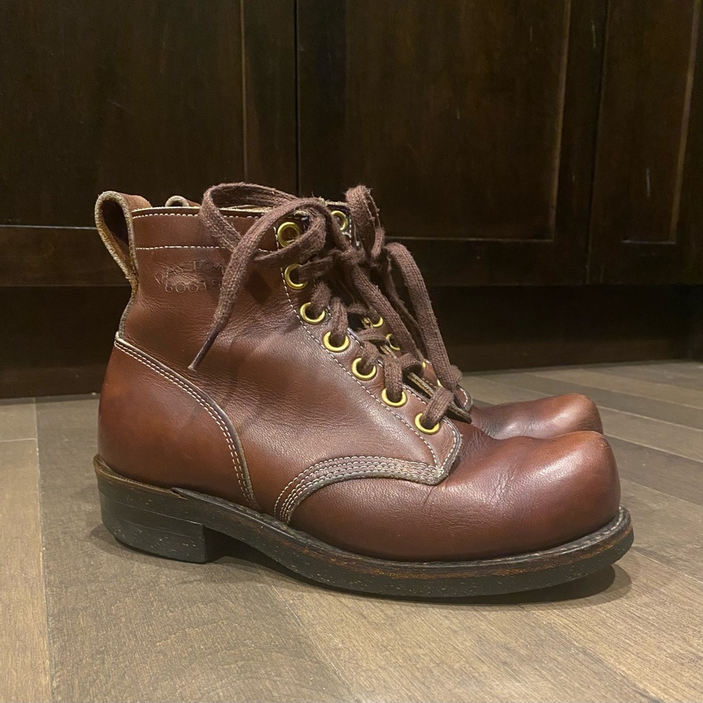Dayton Toughie boots, size 5.5.. which fits 8.5 US women’s